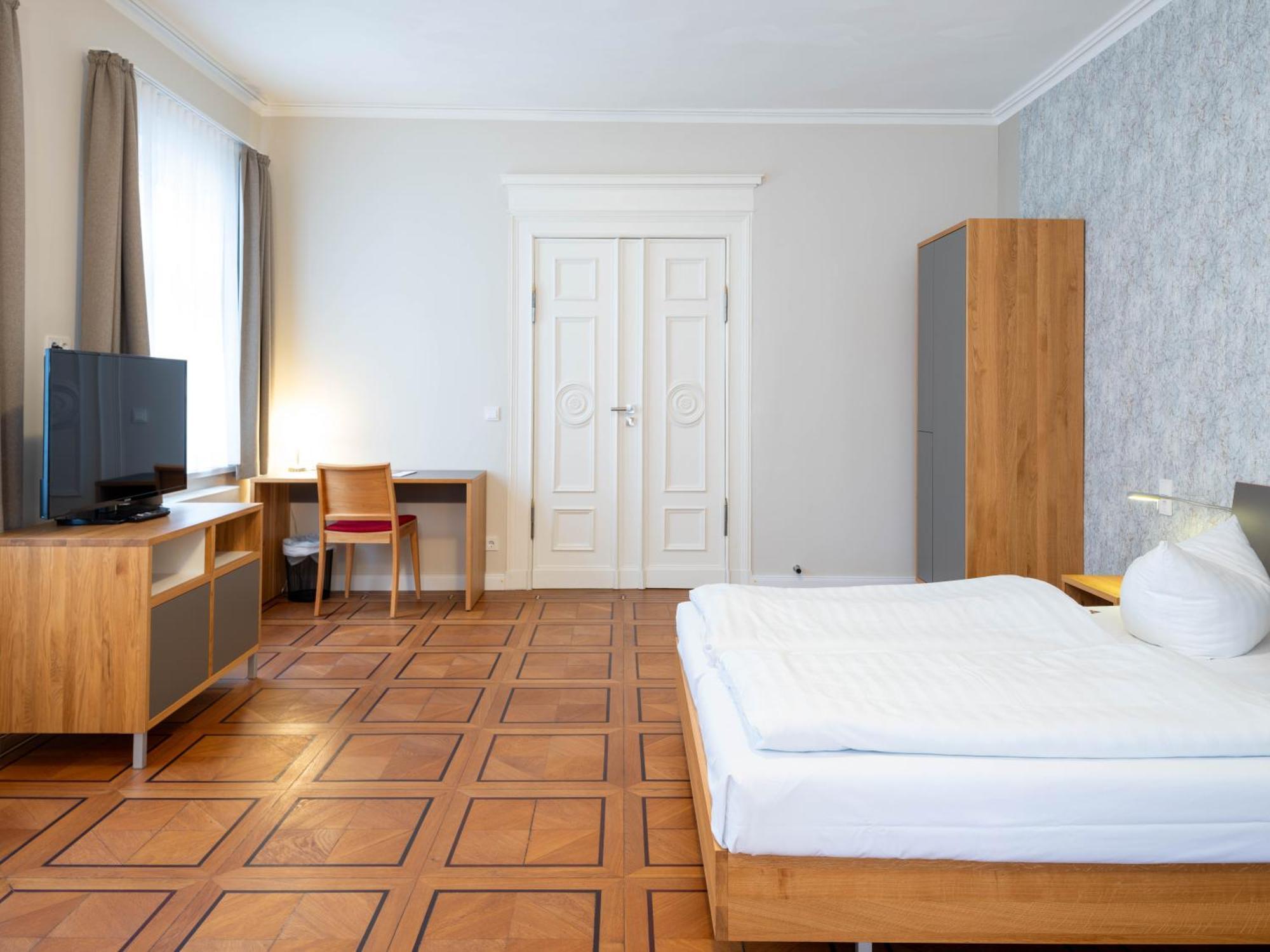 Gaestehaus Nikolai Erfurt Extérieur photo